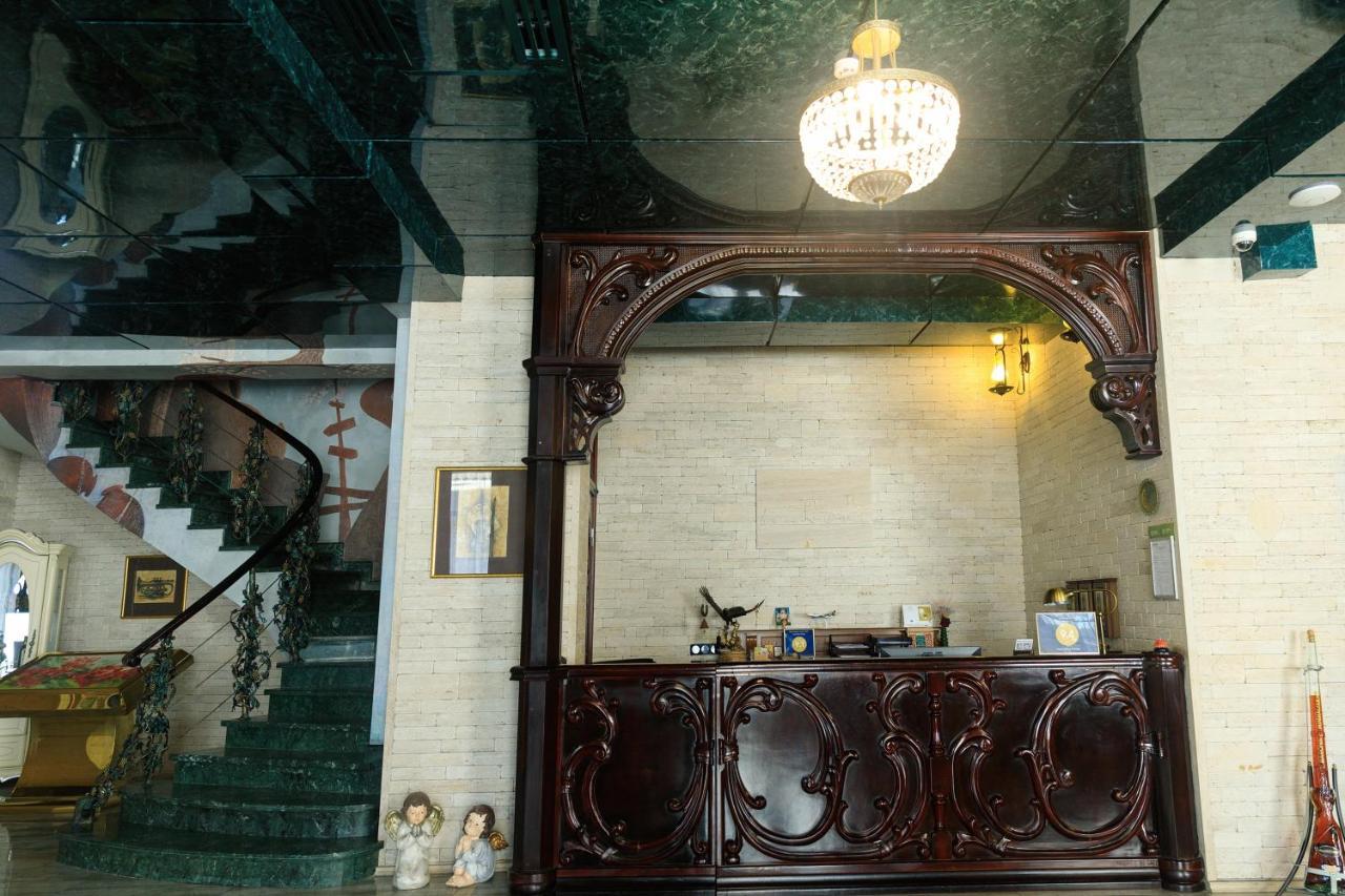 Hotel Wine Palace Tbilisi Bagian luar foto