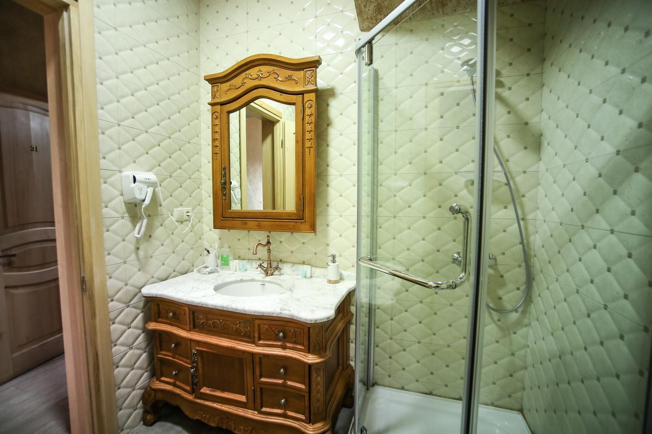 Hotel Wine Palace Tbilisi Bagian luar foto