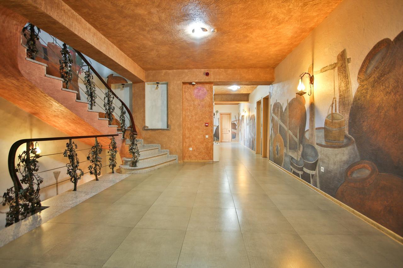 Hotel Wine Palace Tbilisi Bagian luar foto