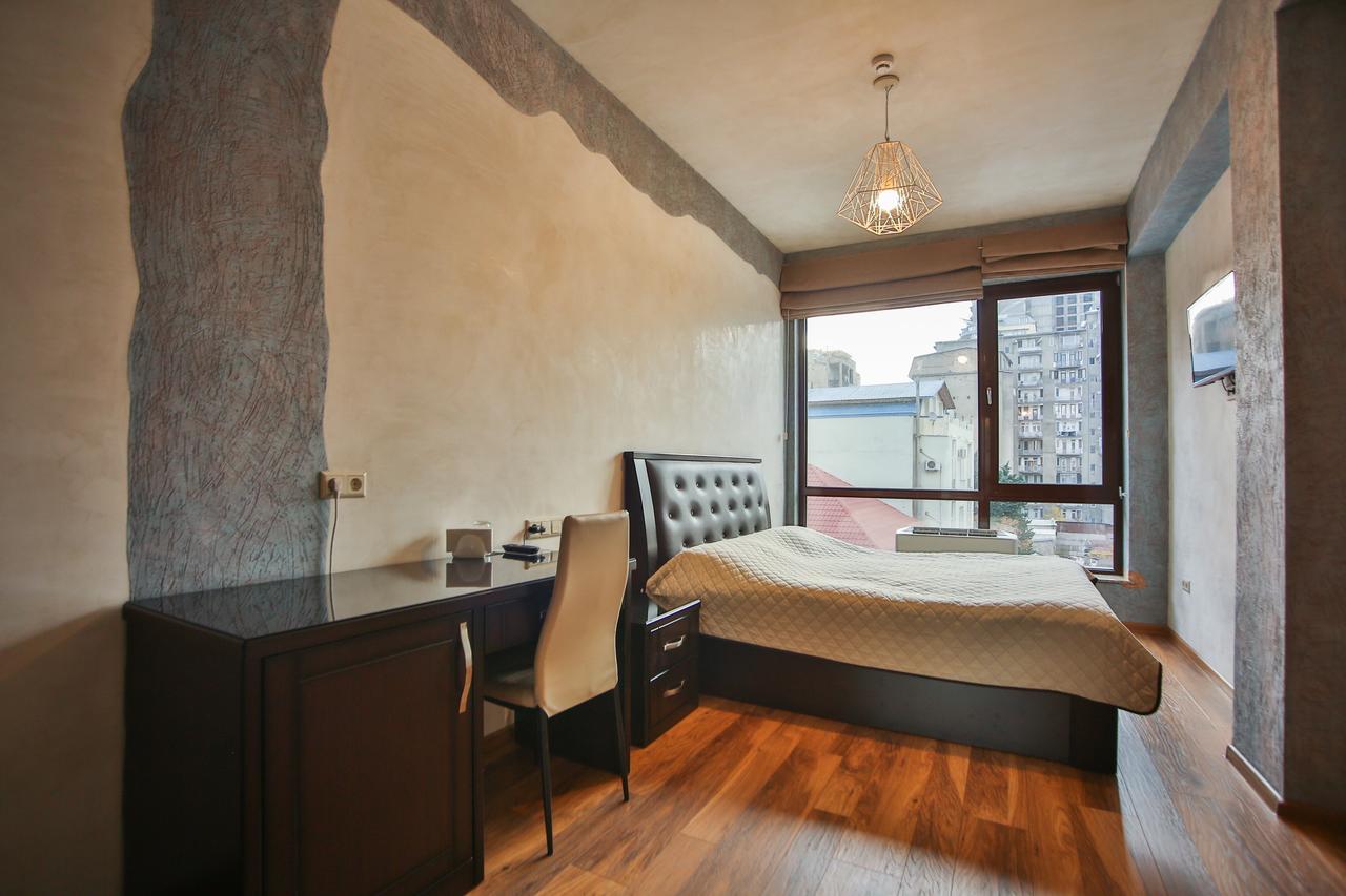 Hotel Wine Palace Tbilisi Bagian luar foto