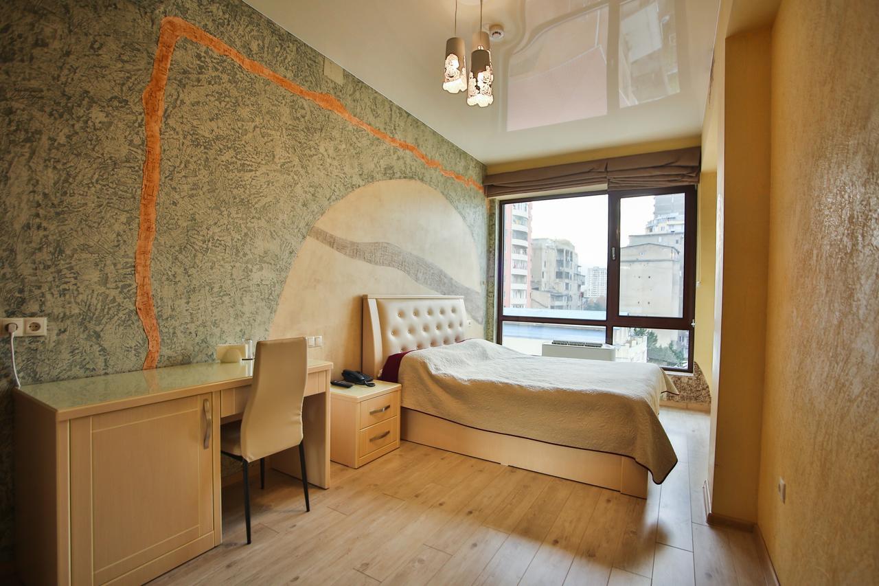 Hotel Wine Palace Tbilisi Bagian luar foto