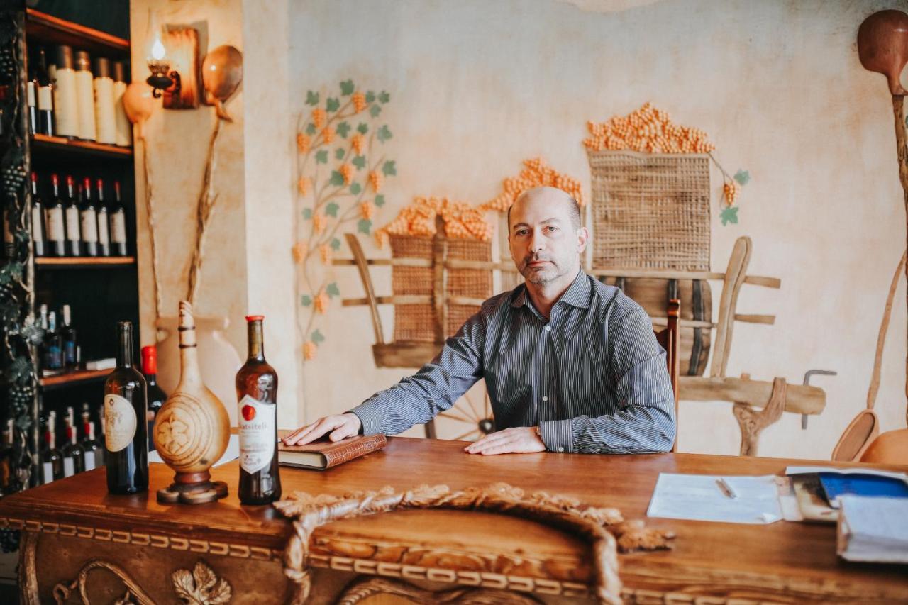 Hotel Wine Palace Tbilisi Bagian luar foto